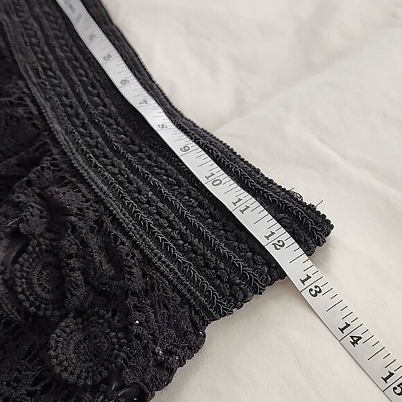 Trendy Spring Black Crochet Shorts Sz Medium Chic Outdoor Streetware 100% Cotton - Picture 4 of 10